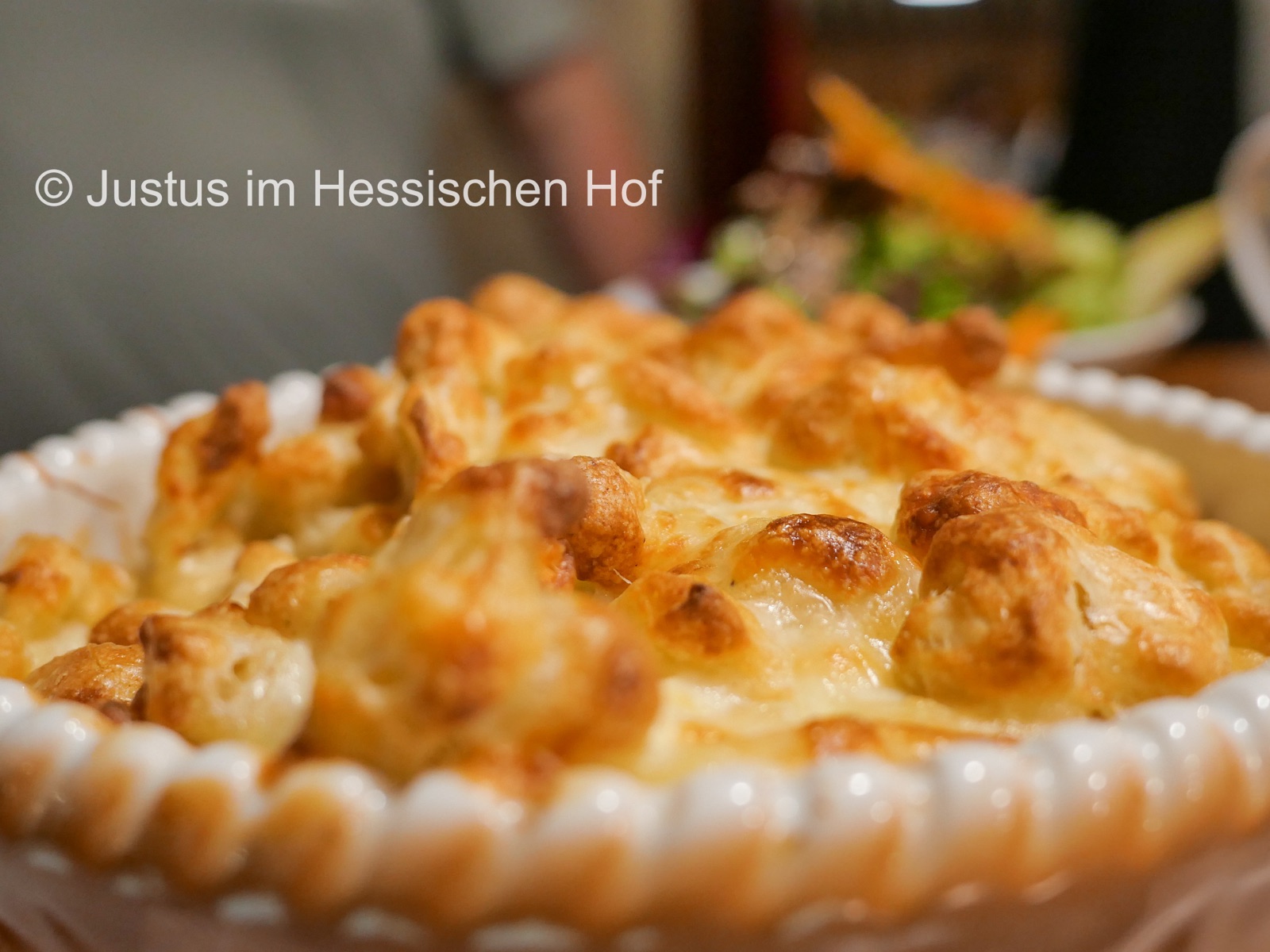 Herzhaft überbackene Spezialität